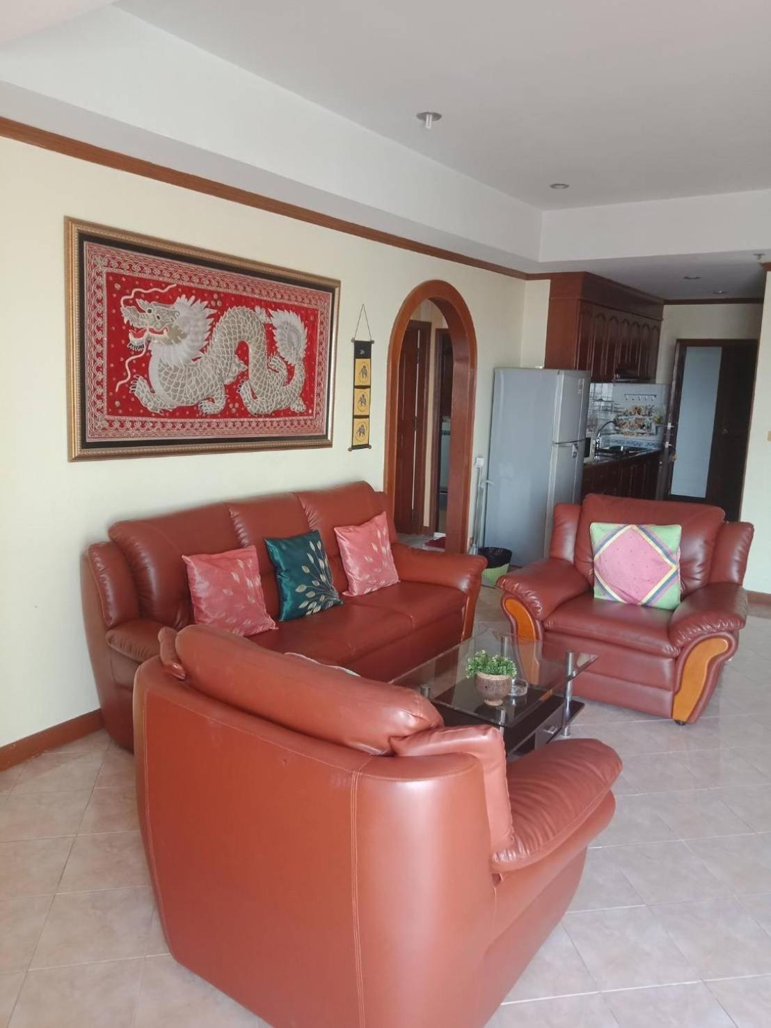 View Talay 2 Suite Apartments ジョムティエンビーチ エクステリア 写真