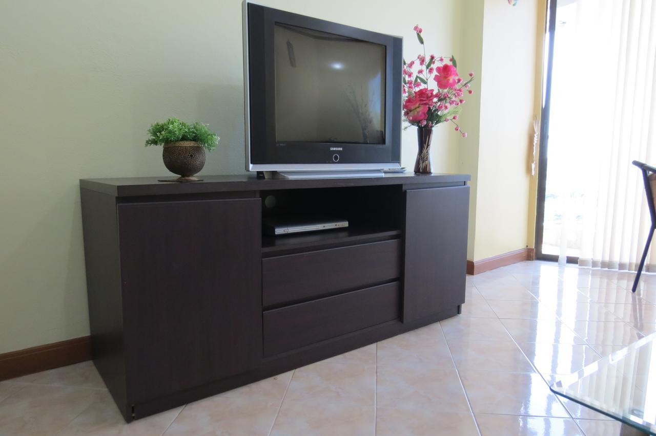 View Talay 2 Suite Apartments ジョムティエンビーチ エクステリア 写真