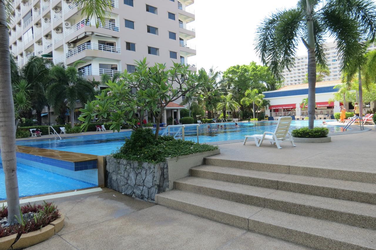 View Talay 2 Suite Apartments ジョムティエンビーチ エクステリア 写真