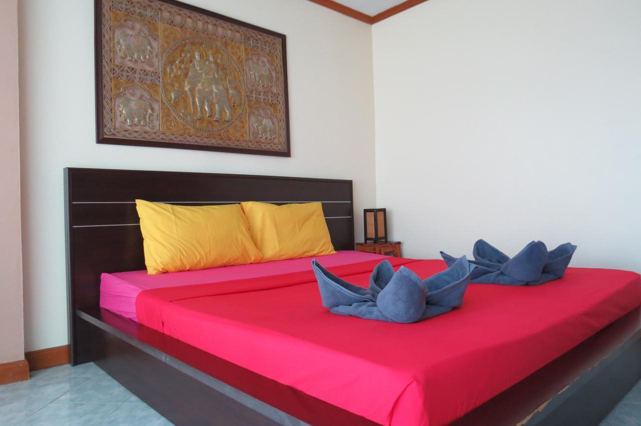 View Talay 2 Suite Apartments ジョムティエンビーチ エクステリア 写真