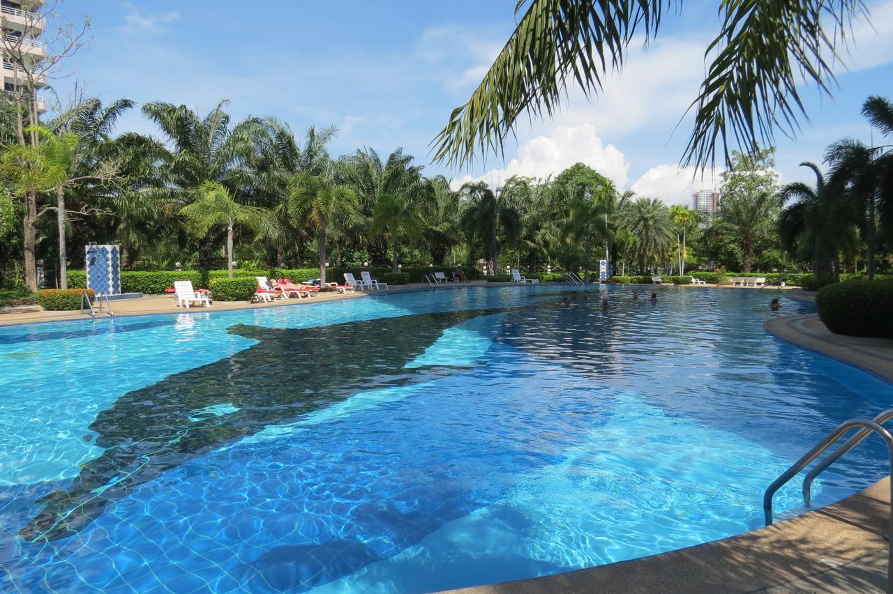 View Talay 2 Suite Apartments ジョムティエンビーチ エクステリア 写真